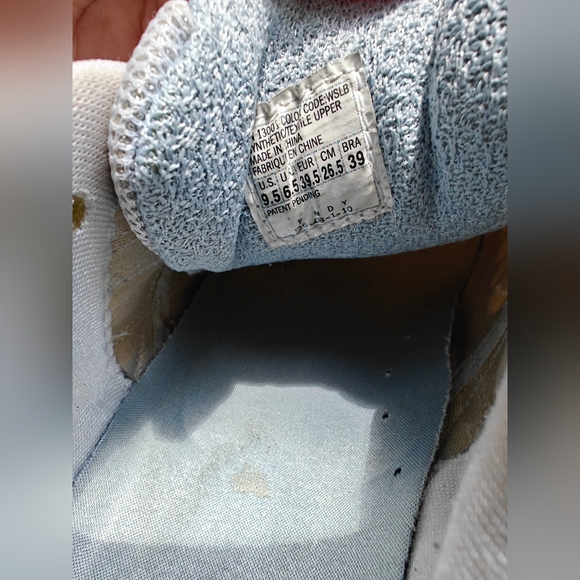 ❤️‍🔥🔥HURRY!! STORE CLOSE THIS WEEK😱!Skechers sparkly shape-ups white sneakers - Picture 10 of 10